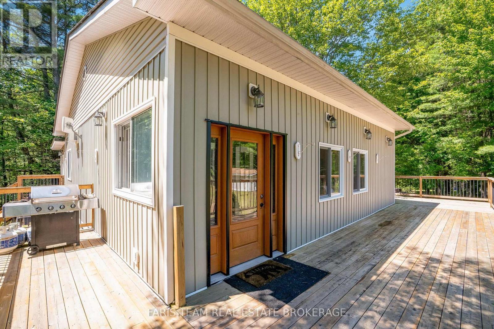 1226 Baseline Road, Gravenhurst, ON