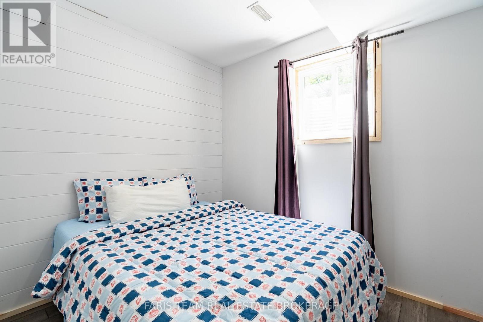 1226 Baseline Road, Gravenhurst, ON