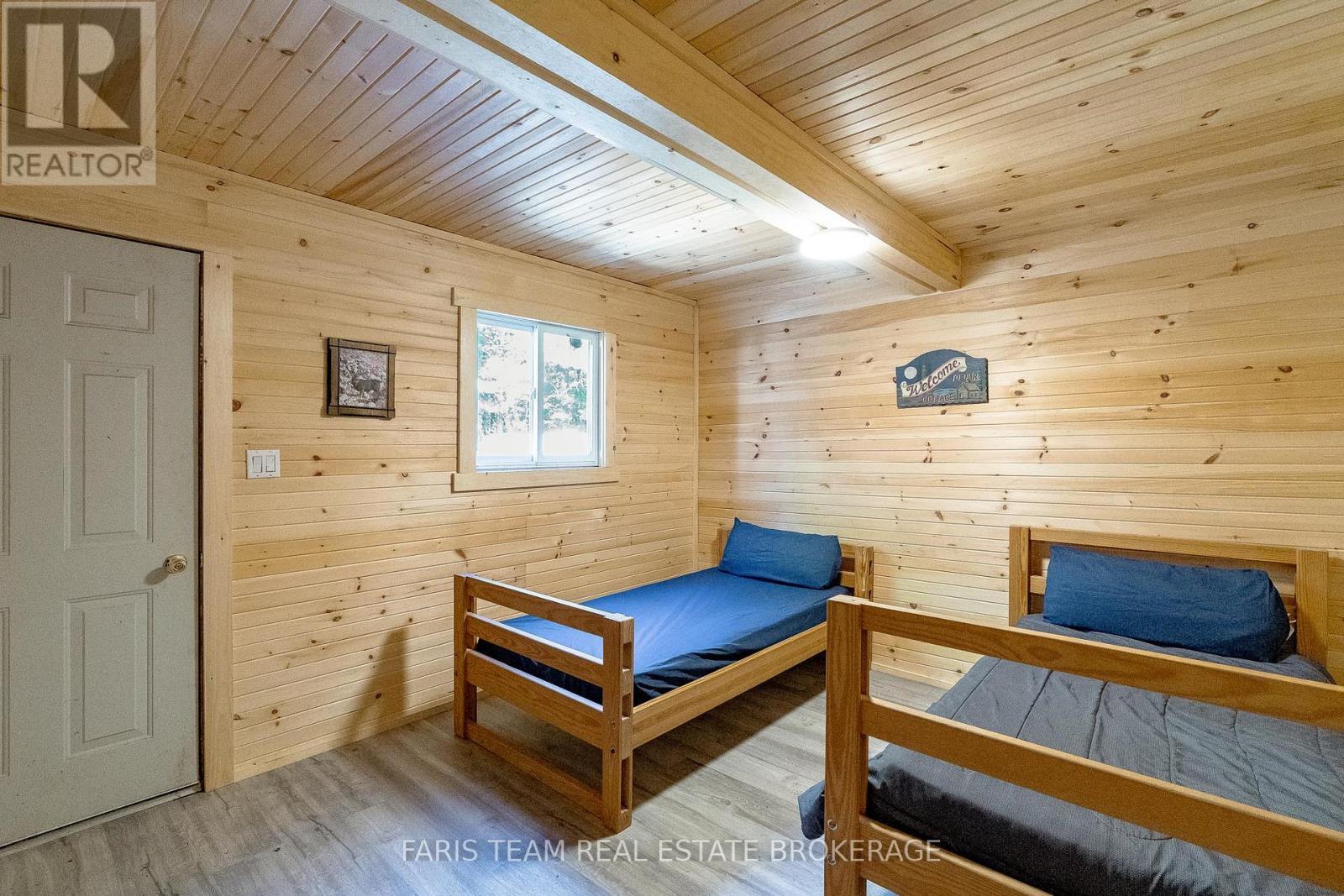 1226 Baseline Road, Gravenhurst, ON