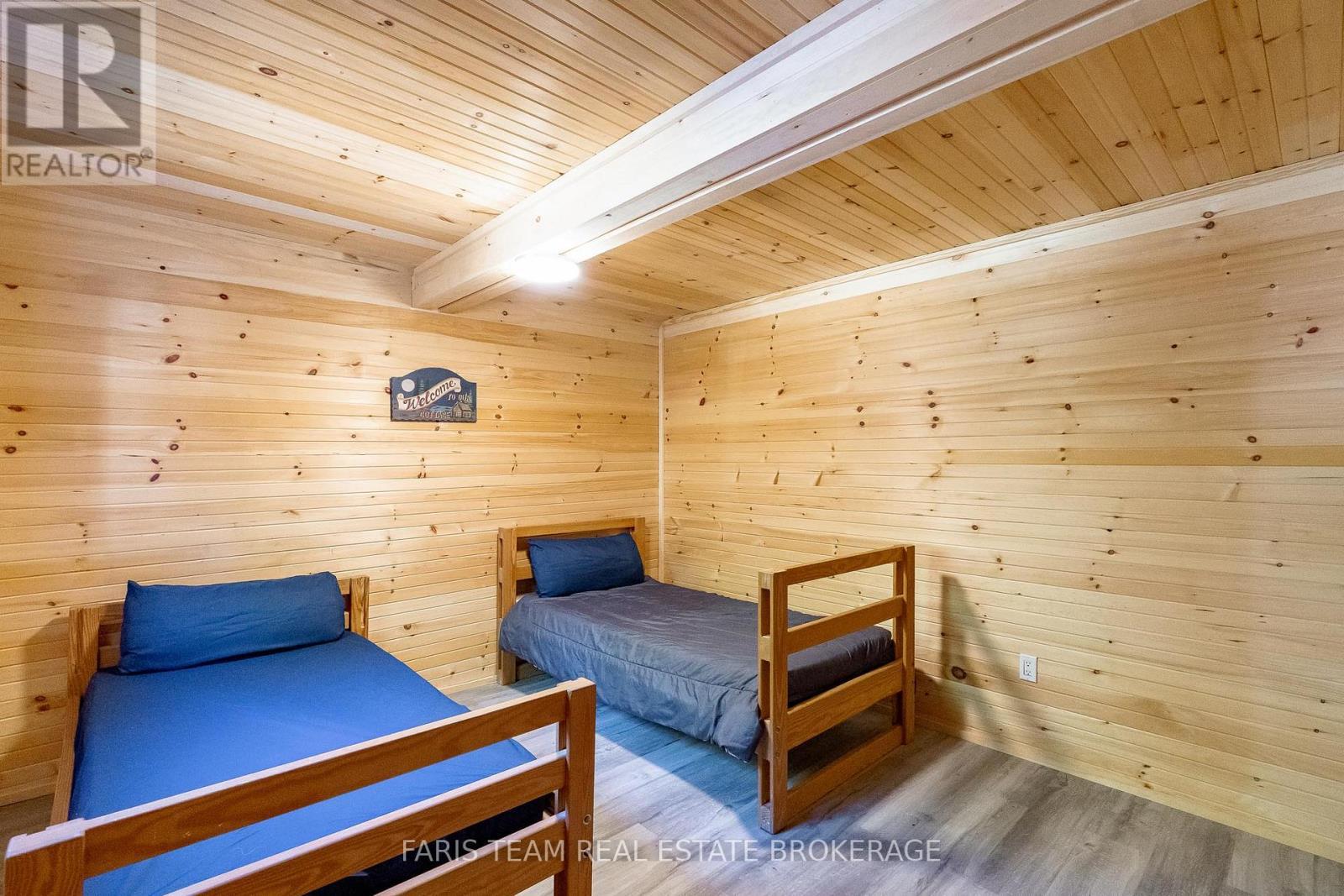 1226 Baseline Road, Gravenhurst, ON