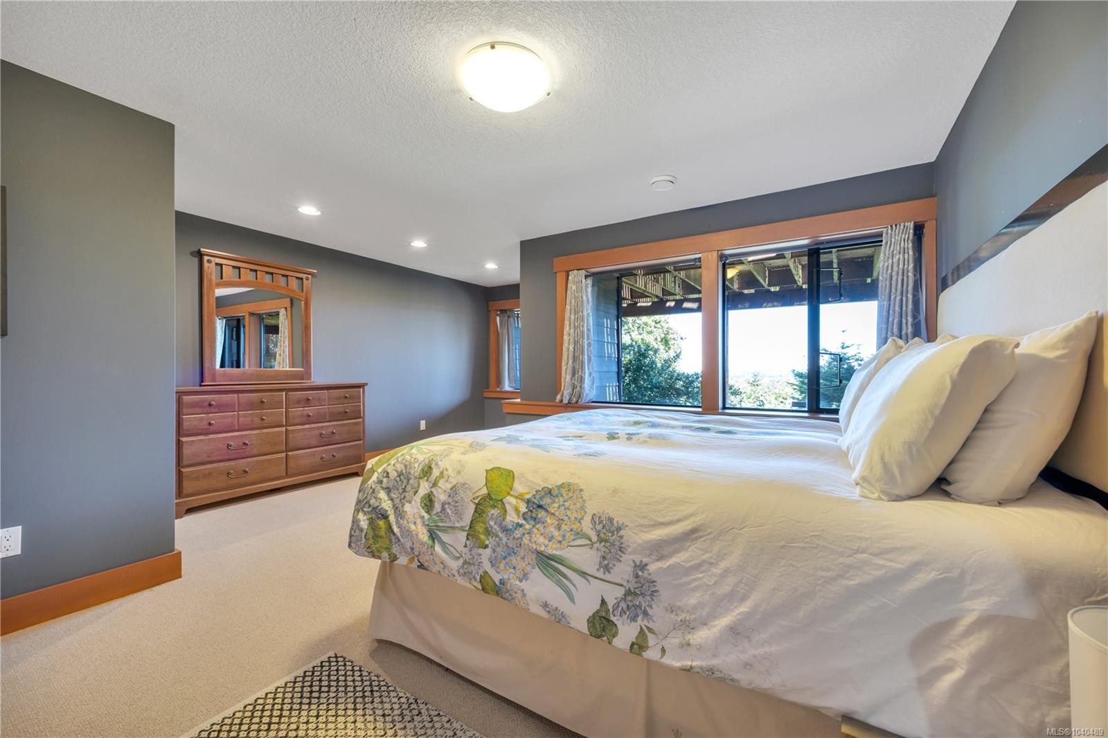 1370 Ivor Rd, Nanaimo, BC