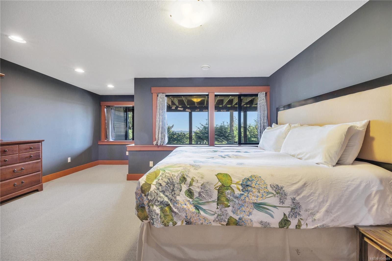 1370 Ivor Rd, Nanaimo, BC