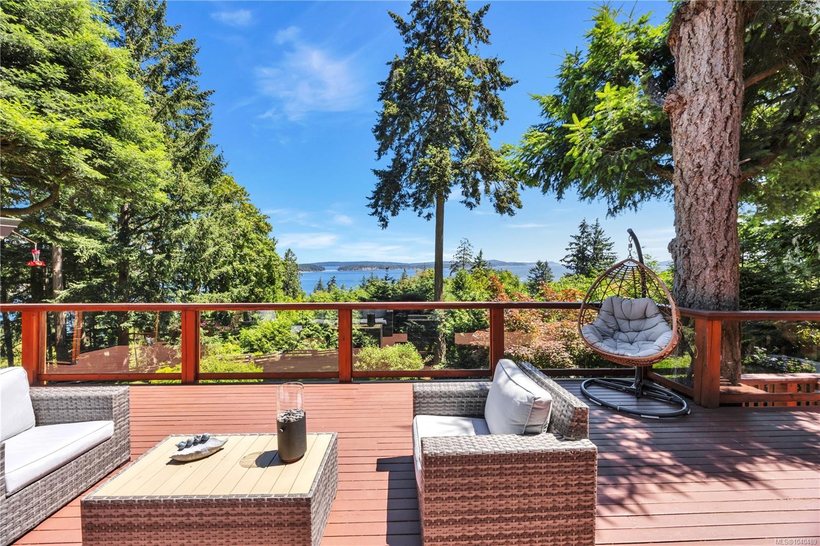 1370 Ivor Rd, Nanaimo, BC