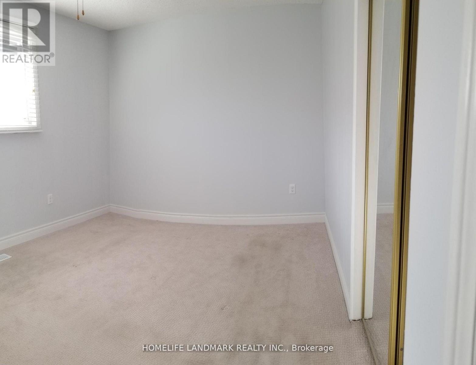 33 Elora Drive, Hamilton, ON