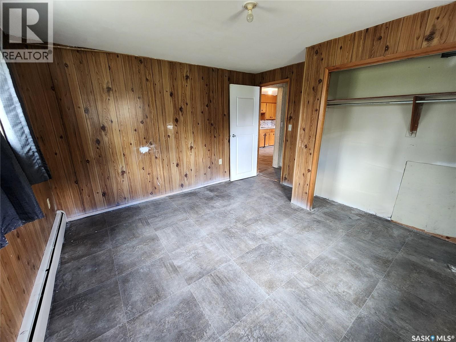 901 King Street, Estevan, SK