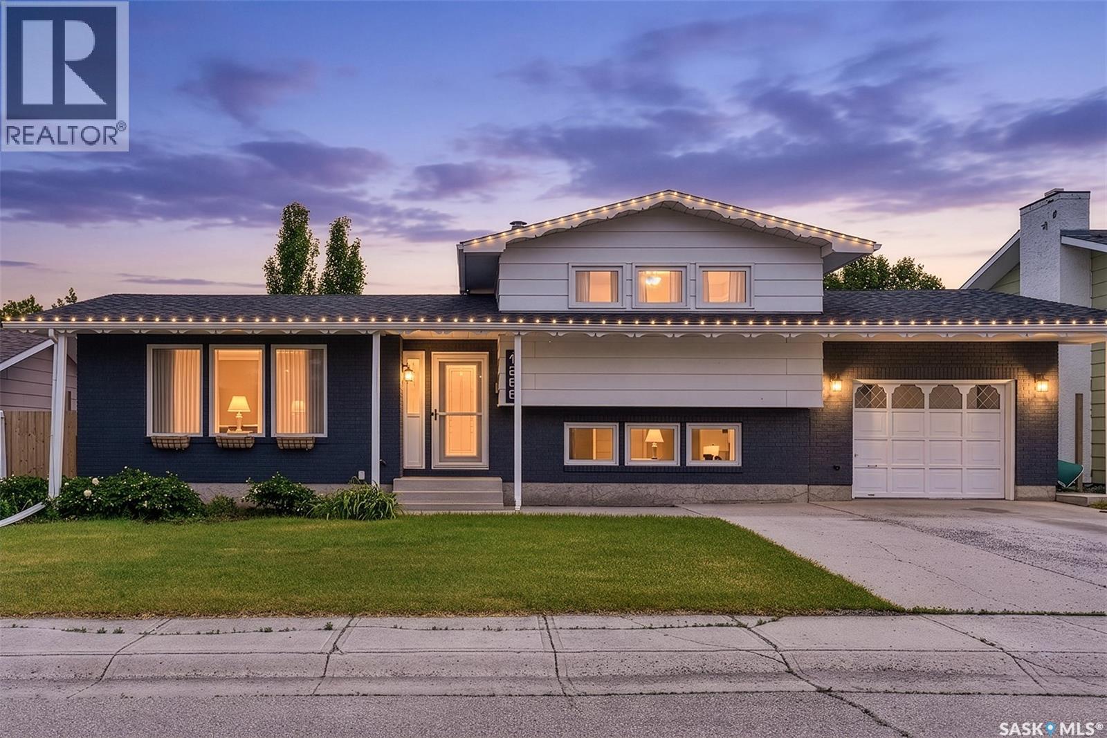 1266 Maybery Crescent, Moose Jaw, SK