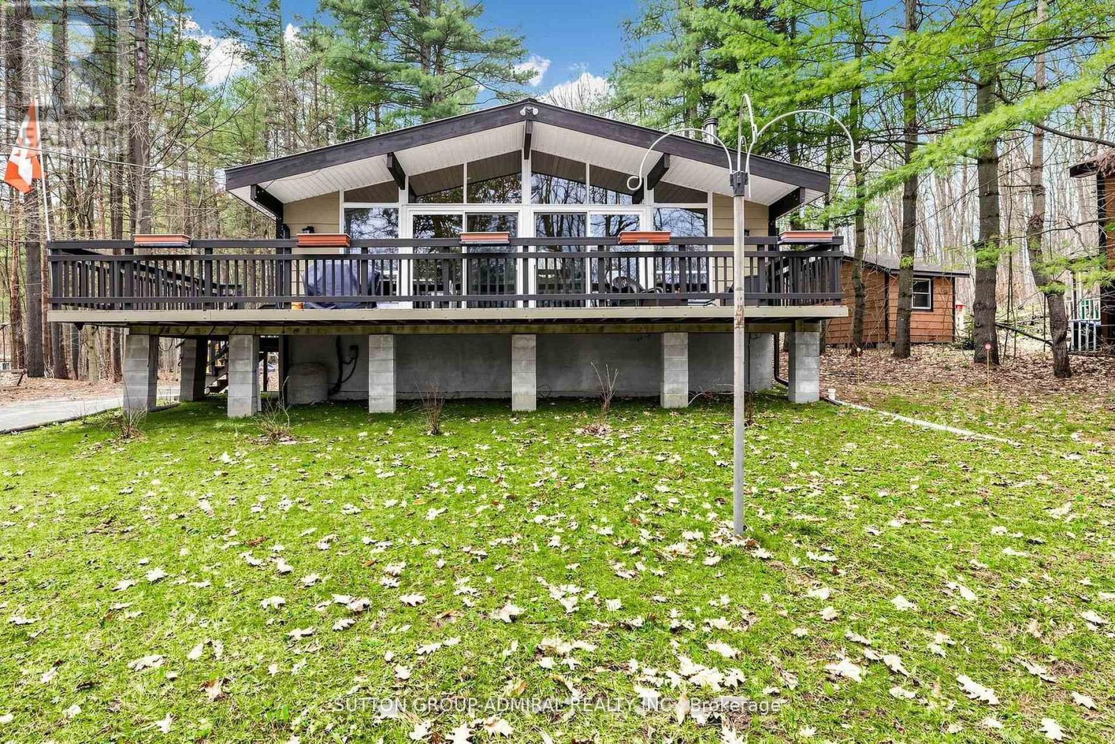 28 Timcourt Drive, Tiny, ON