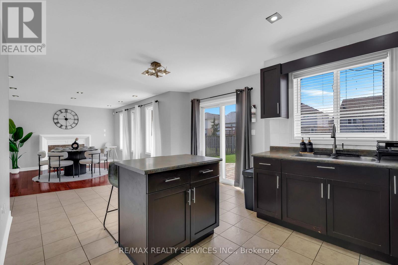 7009 Kalar Road, Niagara Falls, ON