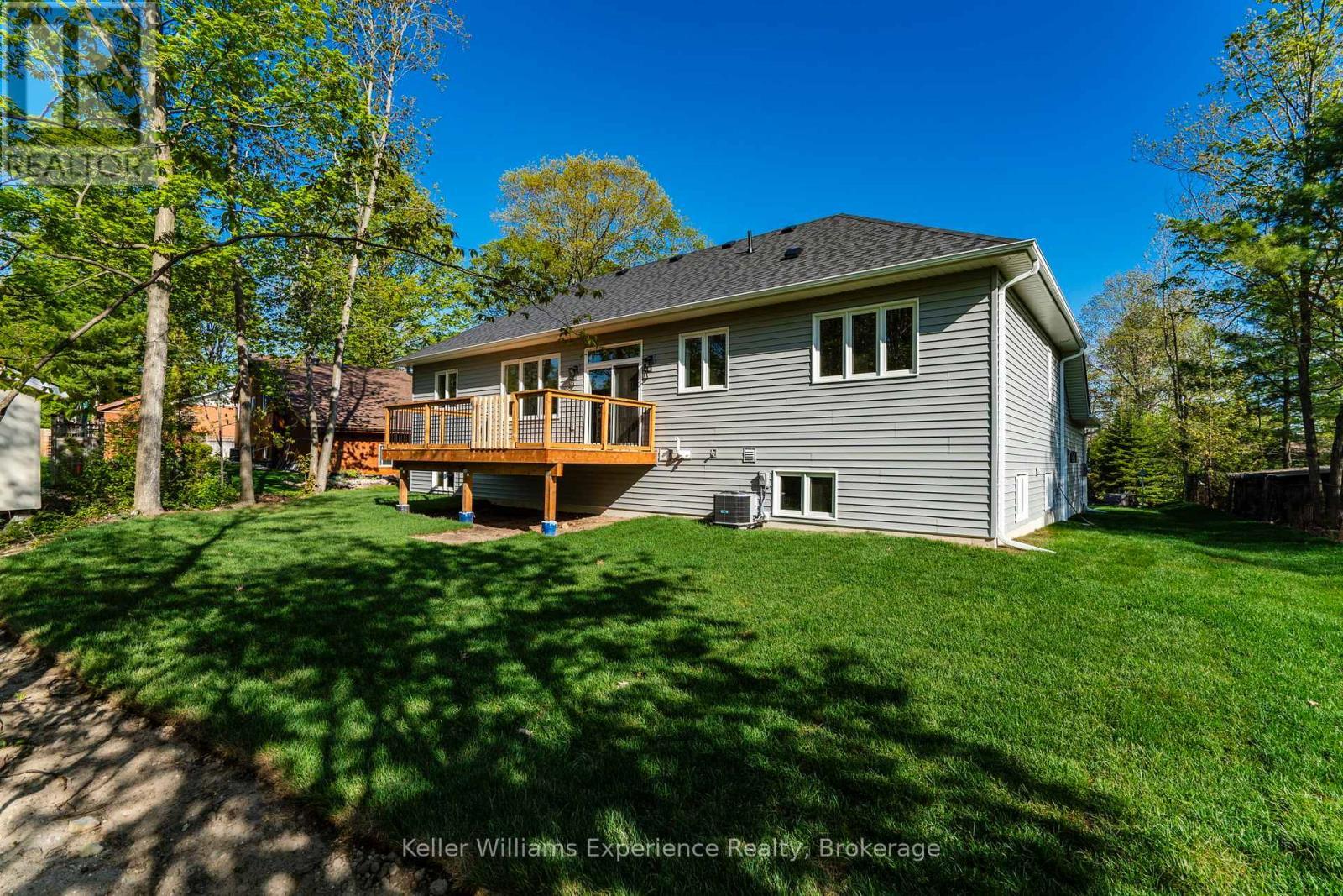 62 Rue Vanier, Tiny, ON