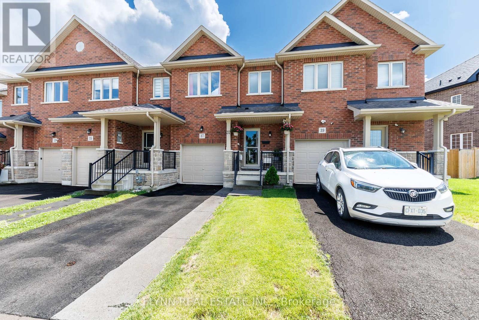 37 Sunset Way, Thorold, ON