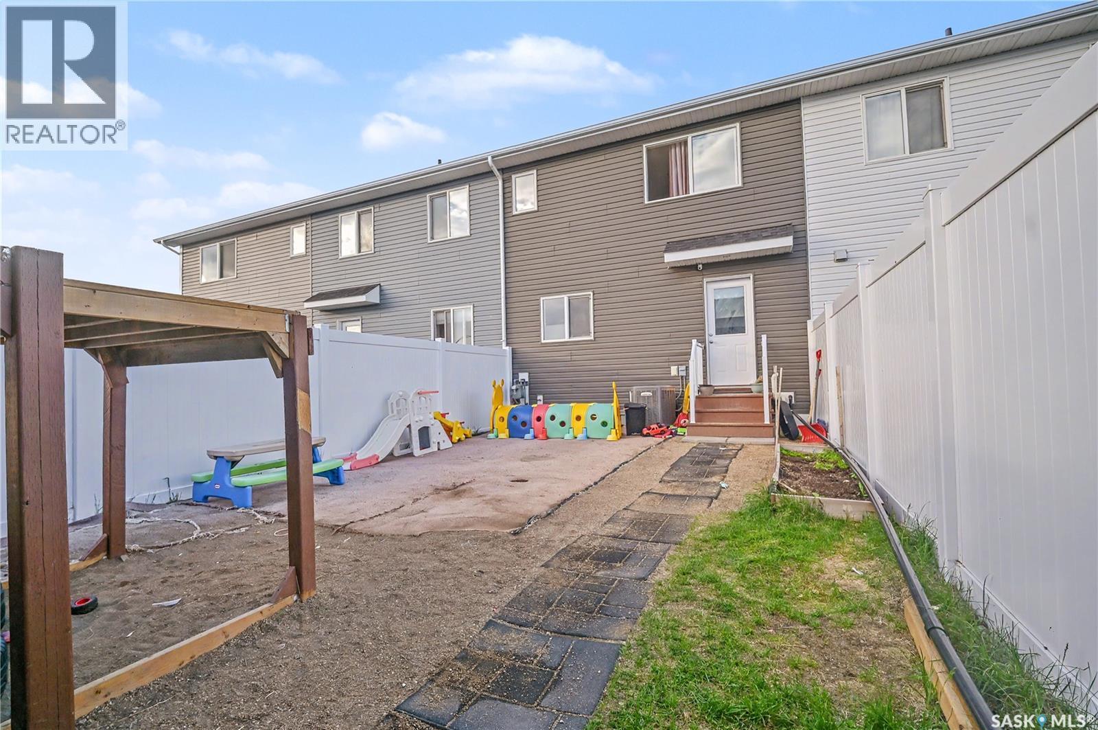 106 Westfield Road, Saskatoon, SK