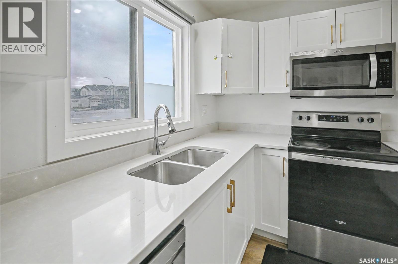 106 Westfield Road, Saskatoon, SK