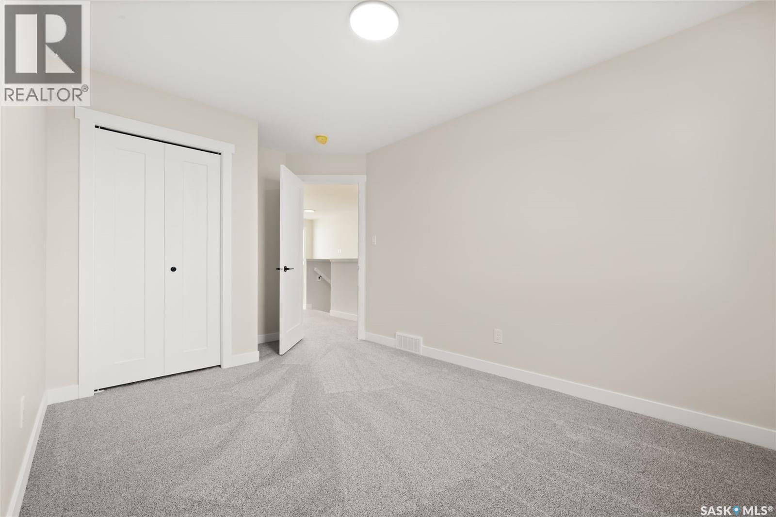 934 Yuel Bend, Saskatoon, SK