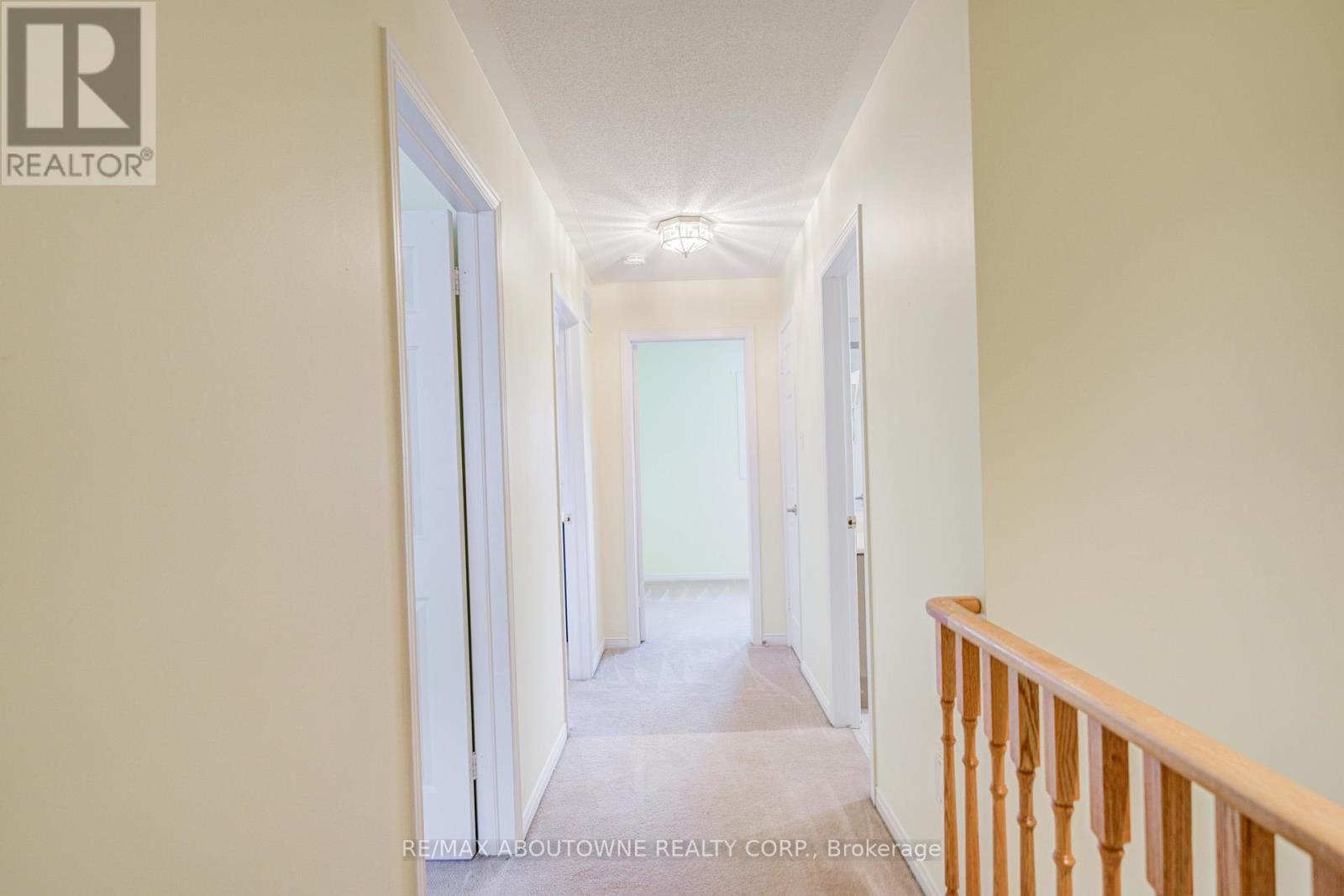 5128 Falconcrest Drive, Burlington, ON
