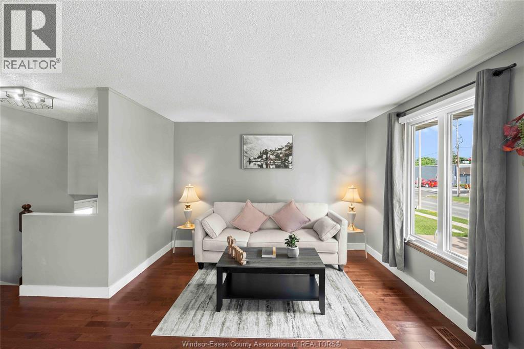 12184 Mcnorton, Tecumseh, ON