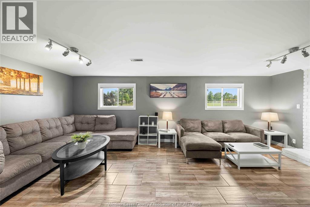 12184 Mcnorton, Tecumseh, ON