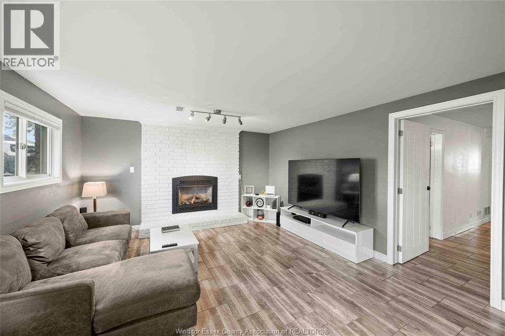 12184 Mcnorton, Tecumseh, ON