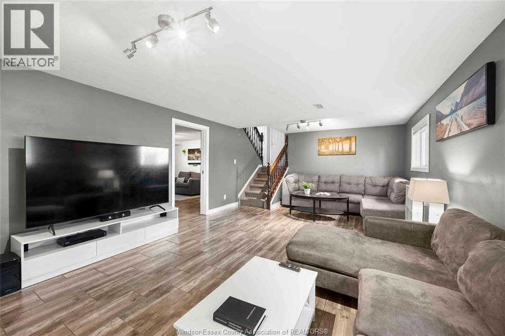 12184 Mcnorton, Tecumseh, ON