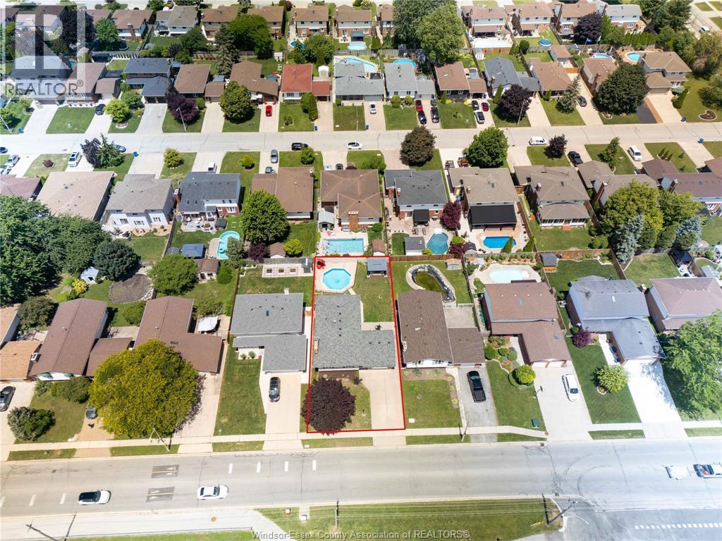 12184 Mcnorton, Tecumseh, ON