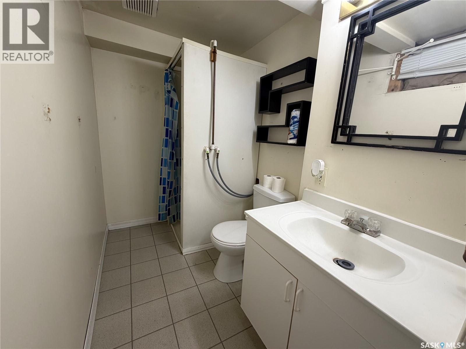 203 8Th Street W, Saskatoon, SK