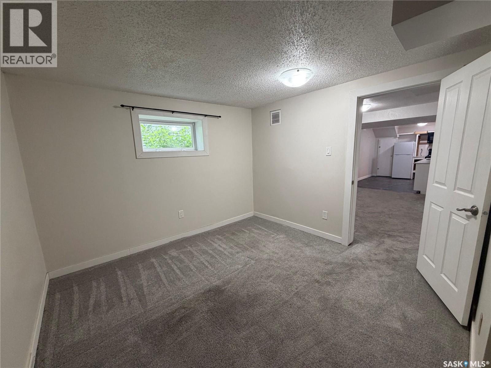 203 8Th Street W, Saskatoon, SK