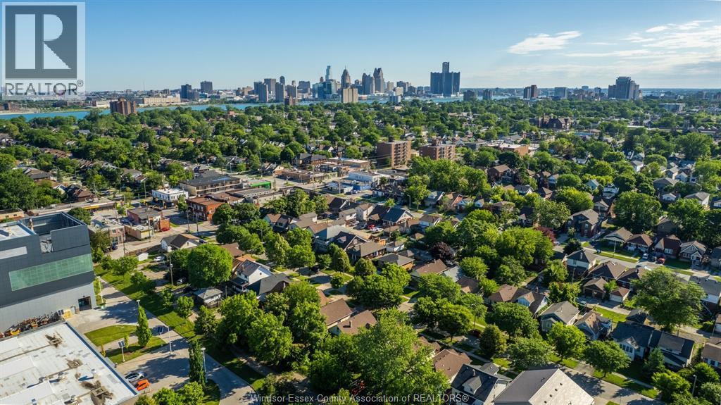 703 Randolph, Windsor, ON