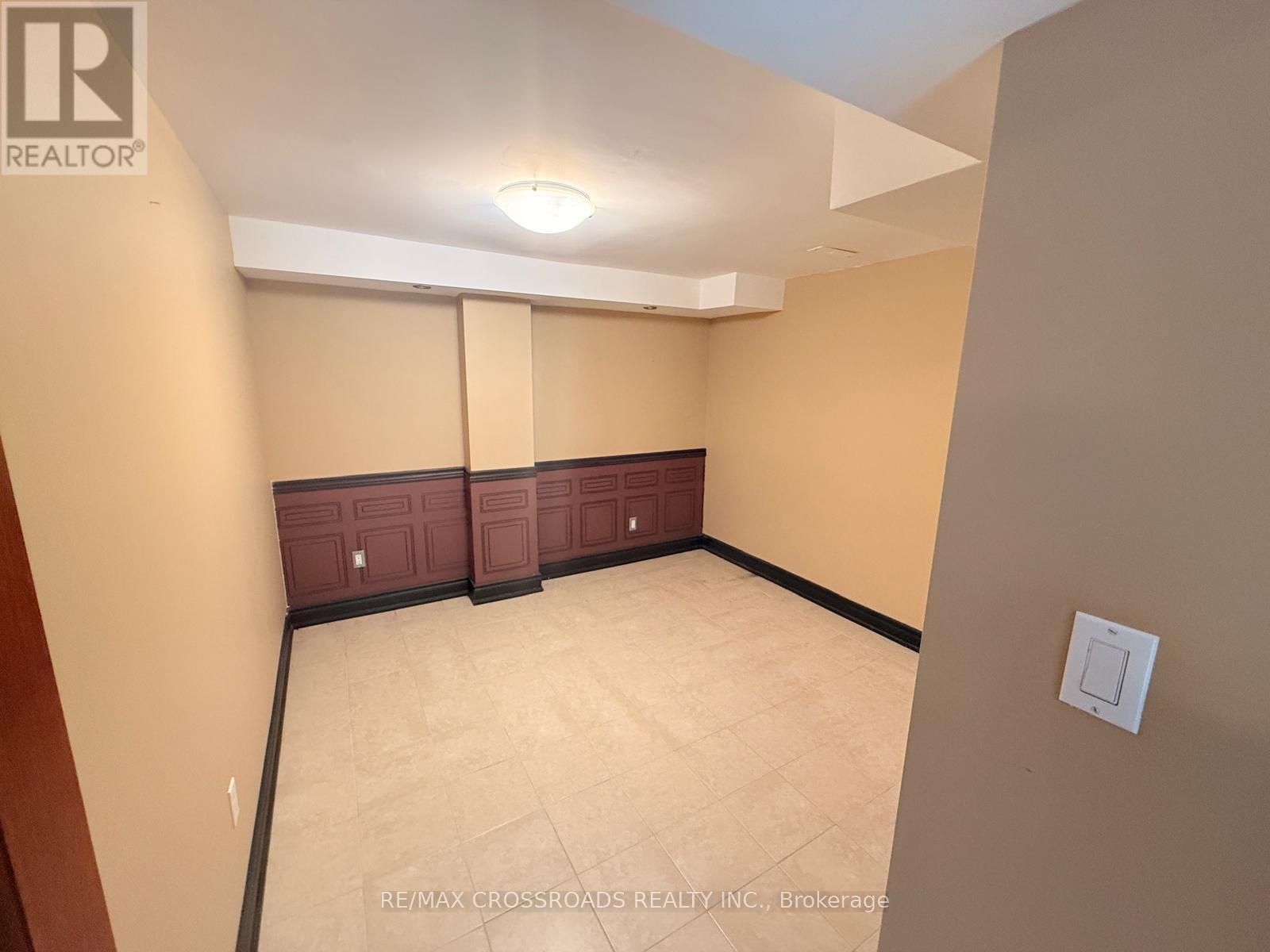 23 Burnview Crescent, Toronto, ON