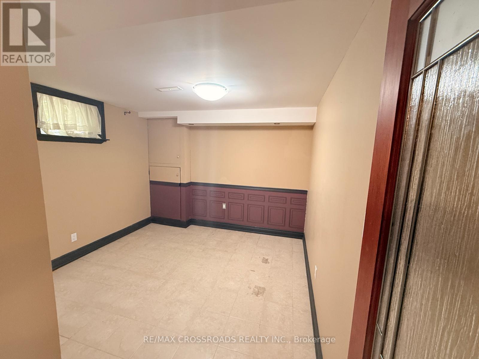 23 Burnview Crescent, Toronto, ON