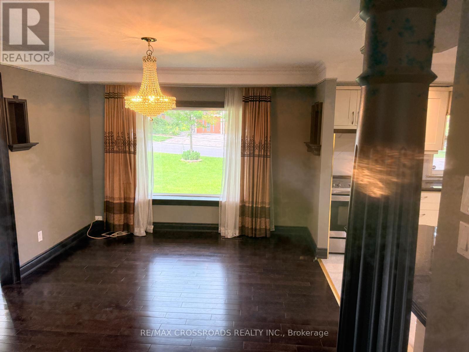 23 Burnview Crescent, Toronto, ON