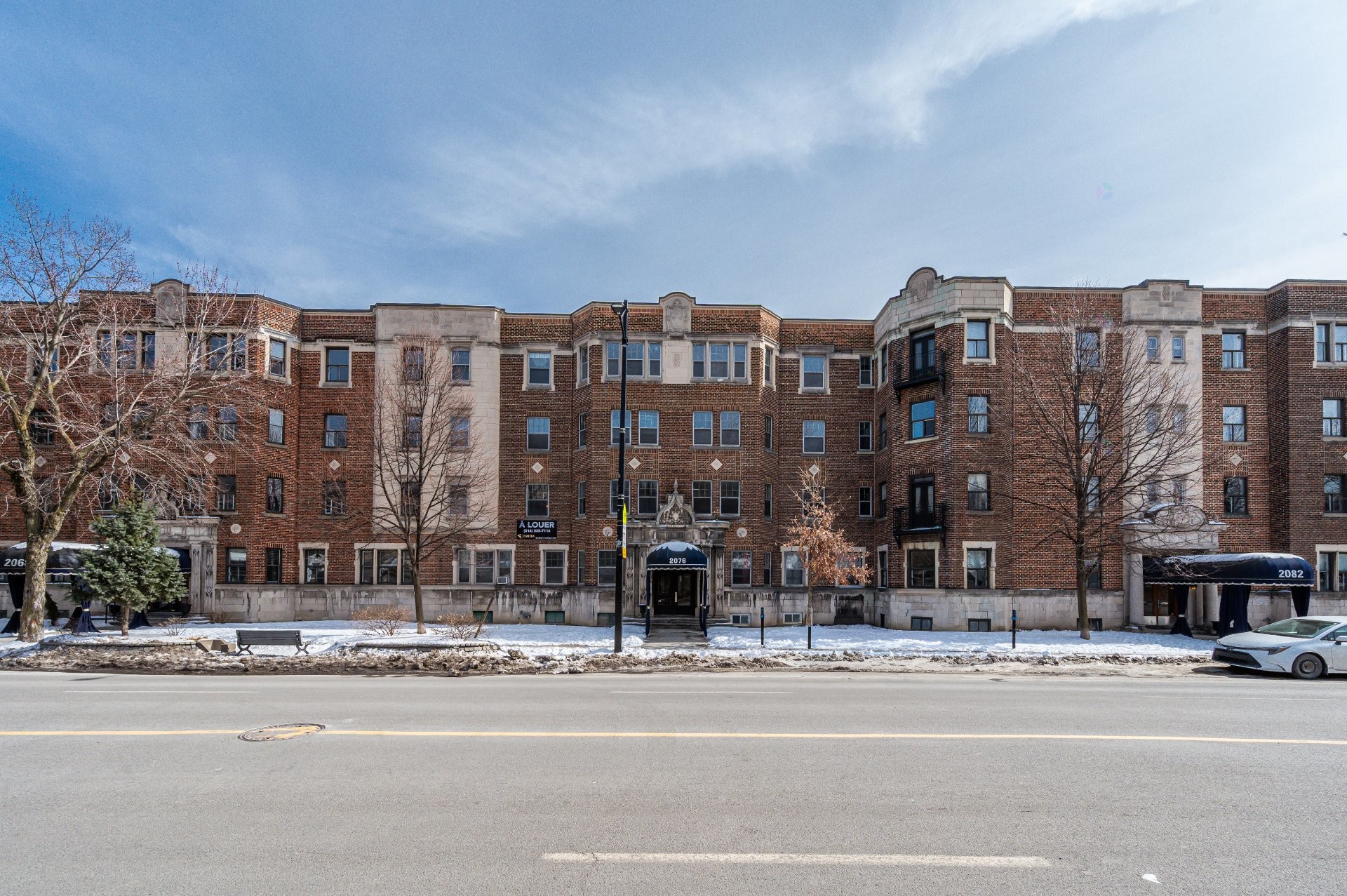 Aerial View - 17-2076 Rue Sherbrooke O., Montréal (Ville-Marie), QC