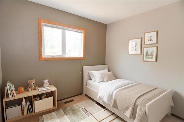 103 Lake Village Rd, Winnipeg, MB - Indoor Photo Showing Bedroom