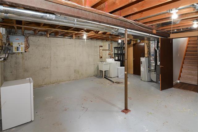 103 Lake Village Rd, Winnipeg, MB - Indoor Photo Showing Basement