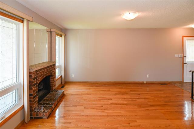 103 Lake Village Rd, Winnipeg, MB - Indoor Photo Showing Other Room With Fireplace