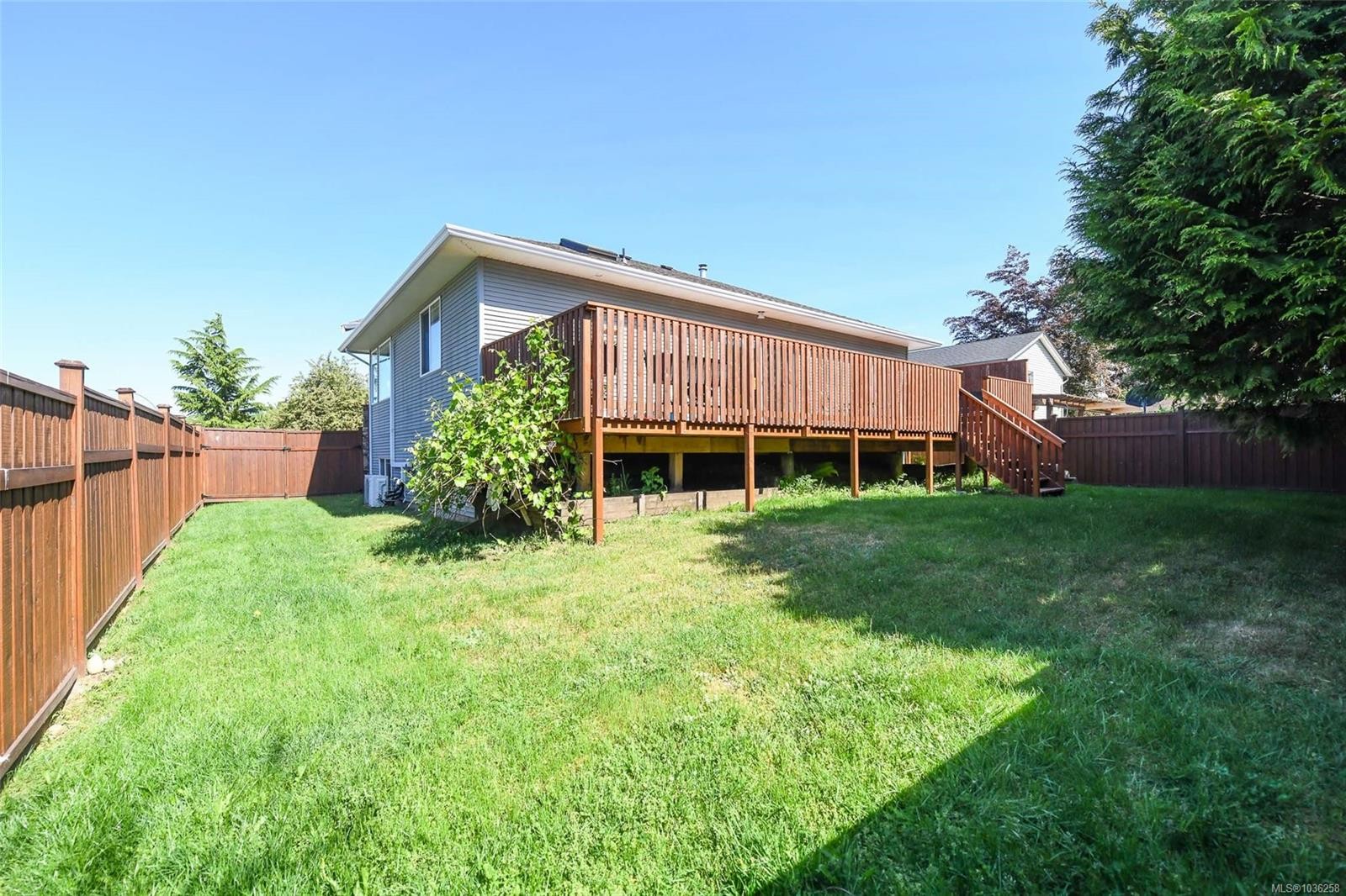 2133 Perth Pl, Courtenay, BC