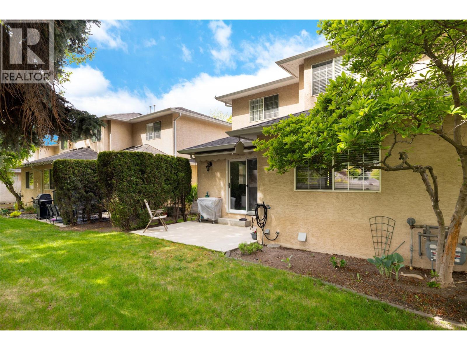 527 Yates Road Unit# 13, Kelowna, BC - Outdoor