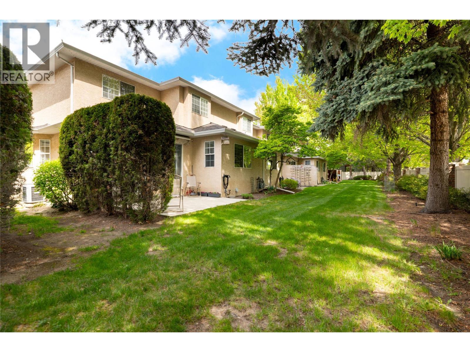 527 Yates Road Unit# 13, Kelowna, BC - Outdoor