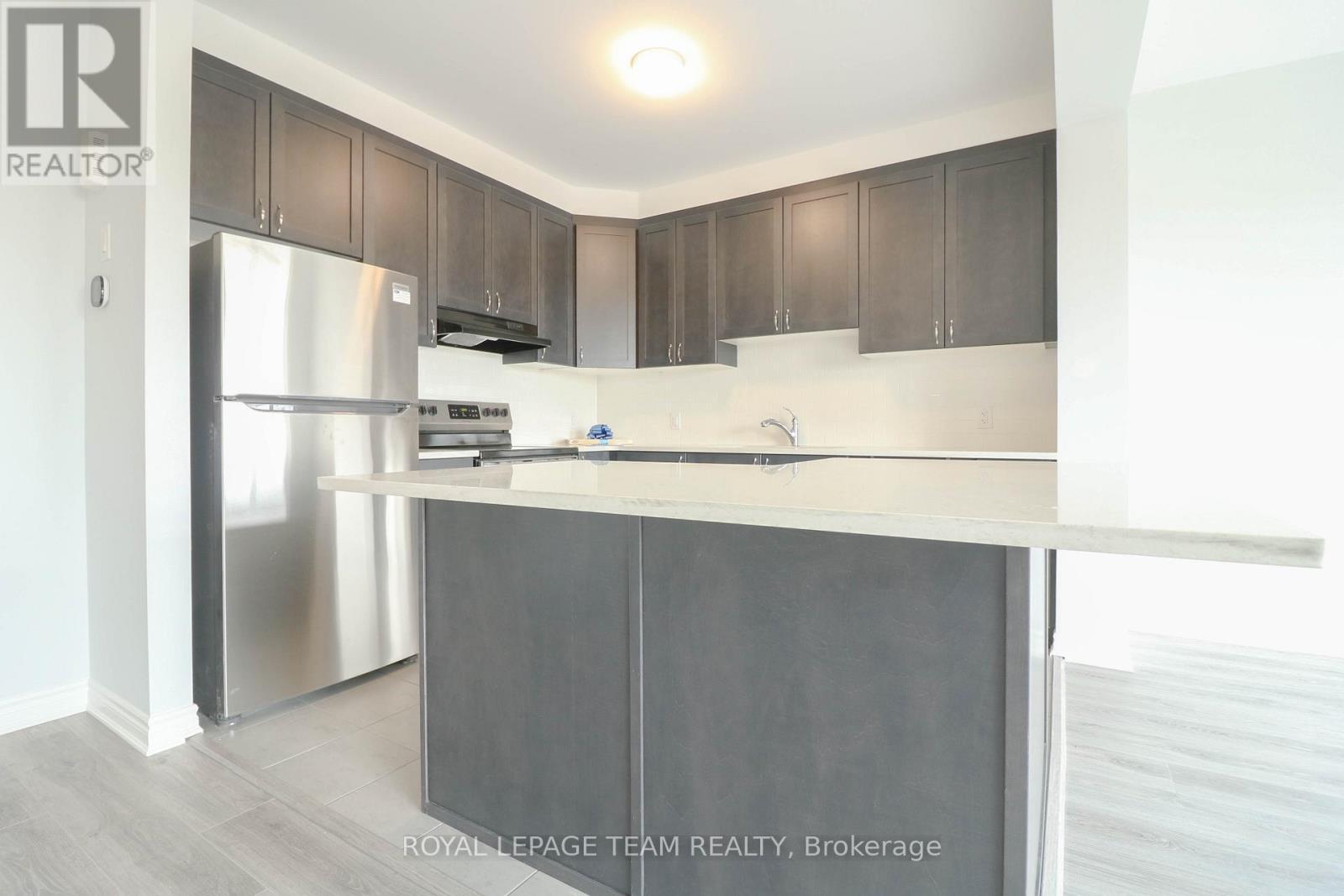 524 Culdaff Road, Ottawa, ON - Indoor Photo Showing Kitchen