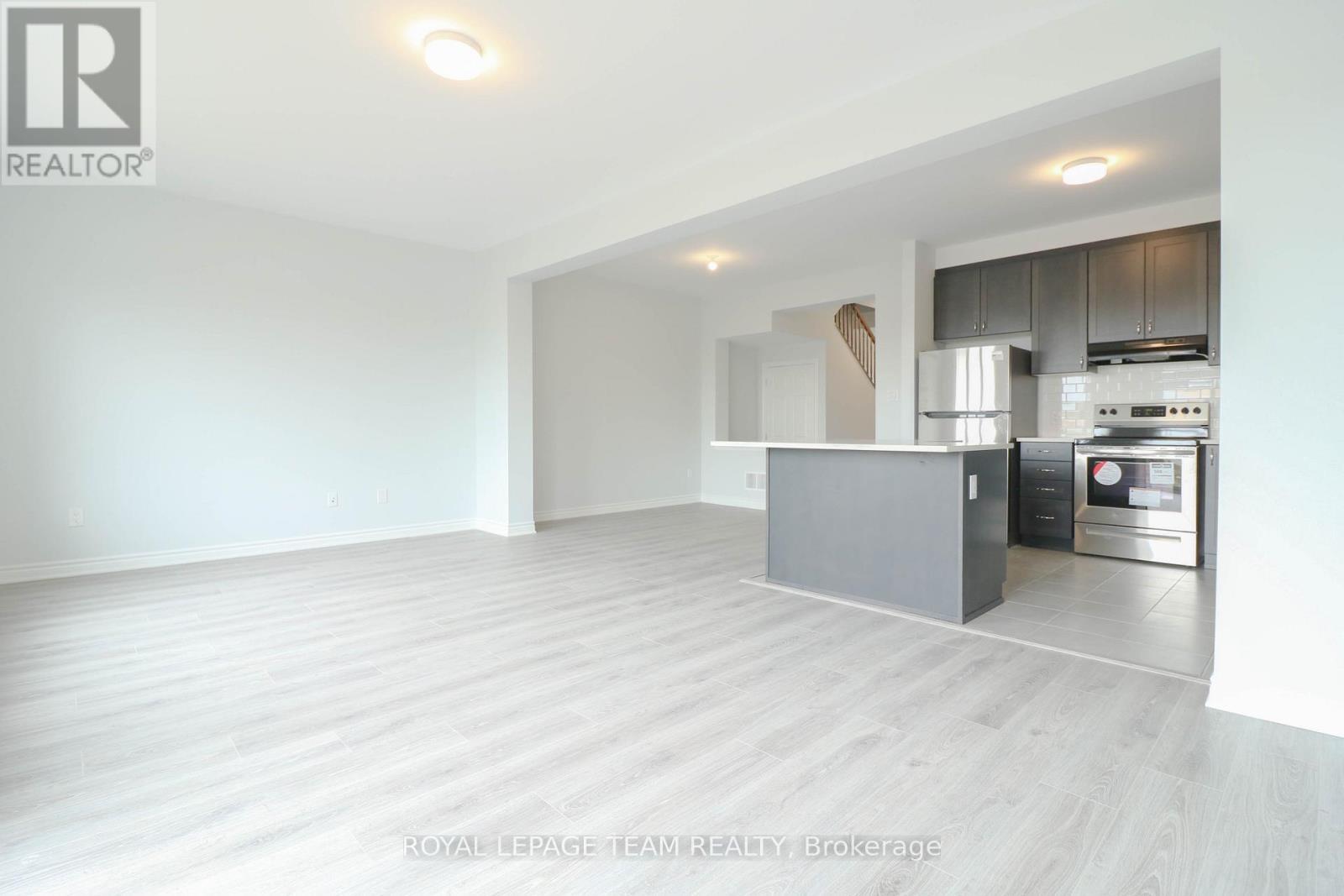 524 Culdaff Road, Ottawa, ON - Indoor Photo Showing Kitchen