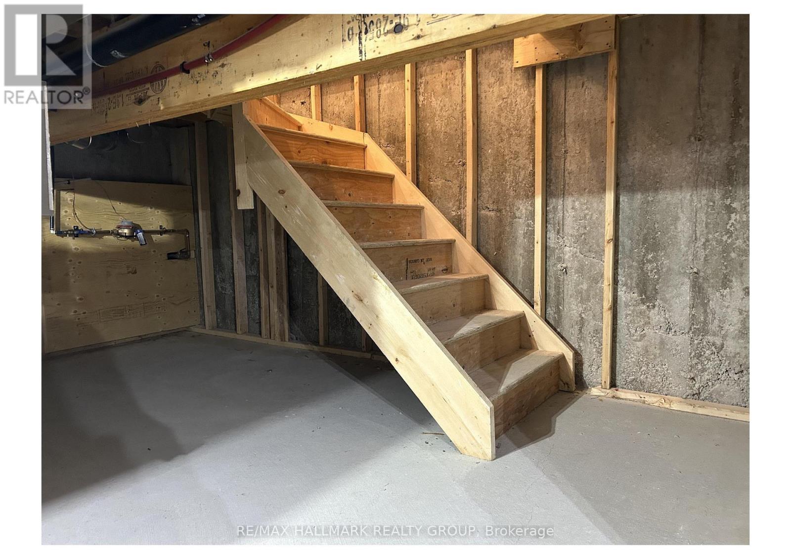 2167 Rice Avenue, Ottawa, ON - Indoor