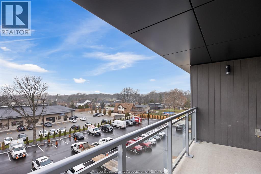 14400 Tecumseh Road Unit# 413, Tecumseh, ON - Outdoor With Balcony With View With Exterior