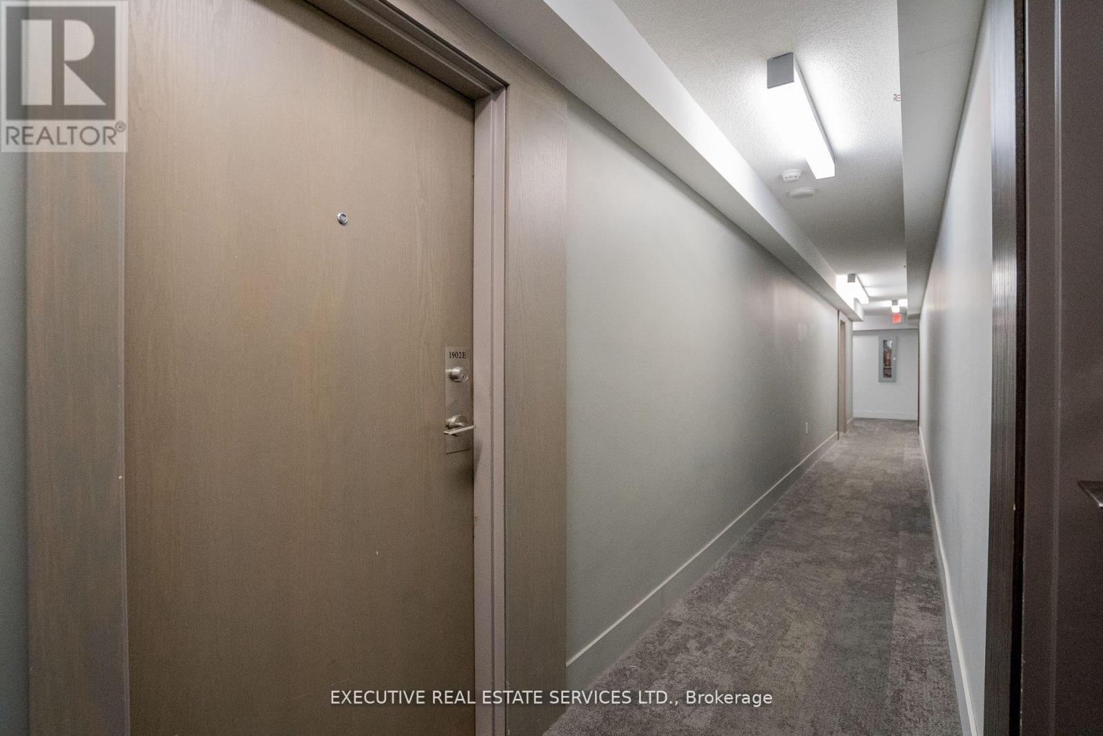 1902 E - 36 Lisgar Street, Toronto, ON - Indoor Photo Showing Other Room