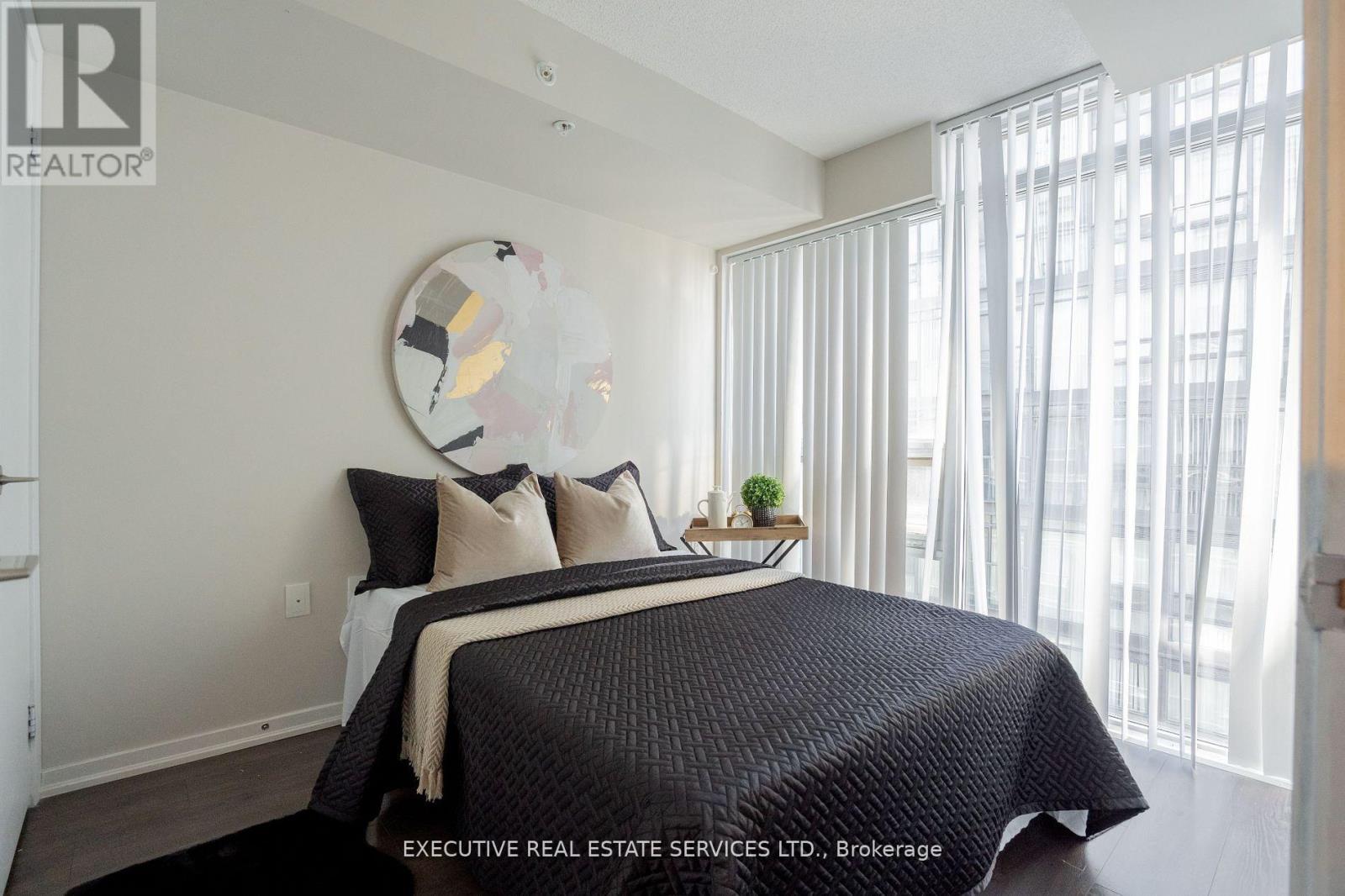 1902 E - 36 Lisgar Street, Toronto, ON - Indoor Photo Showing Bedroom