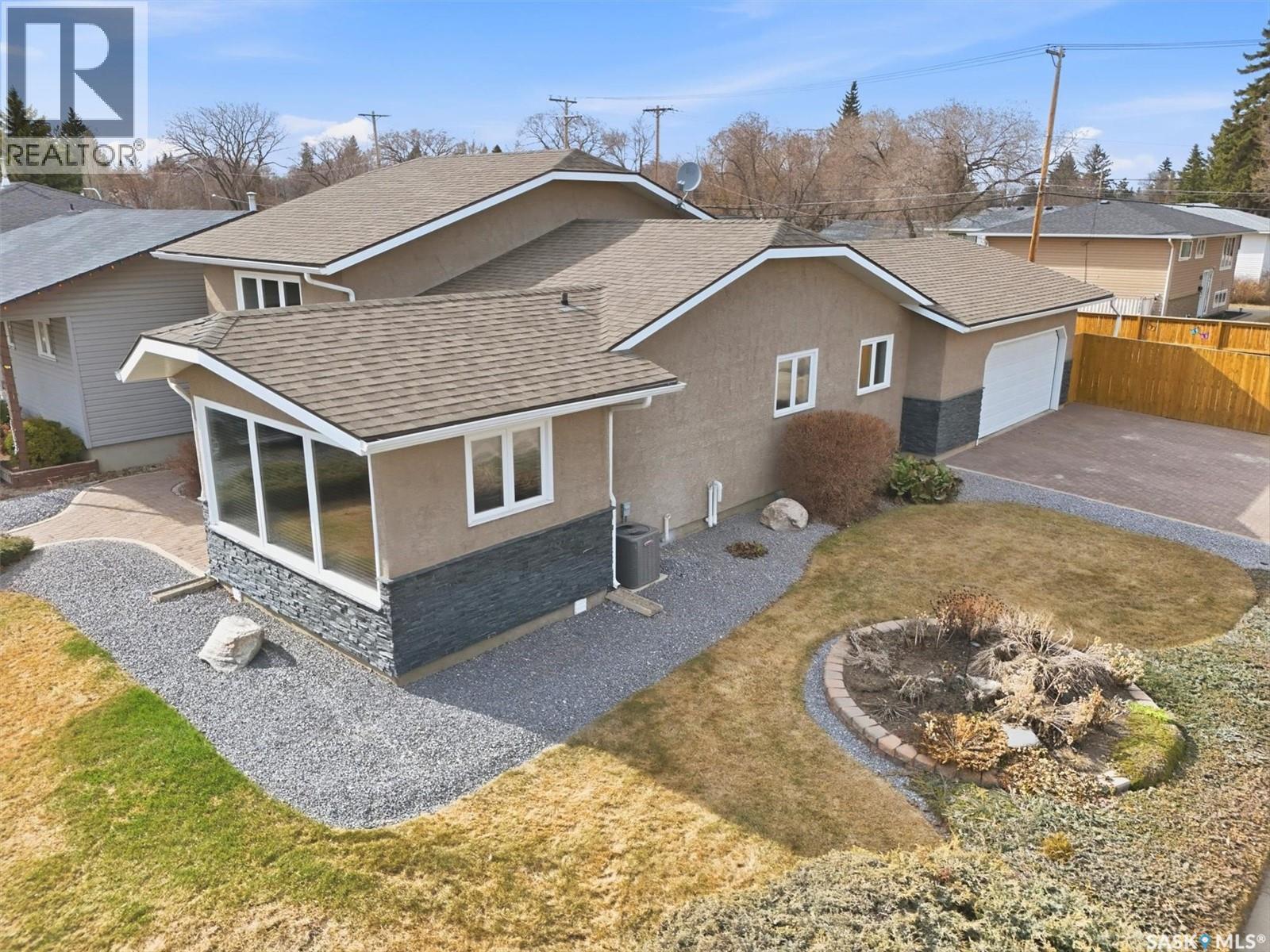 3402 Calder Crescent, Saskatoon, SK - Outdoor