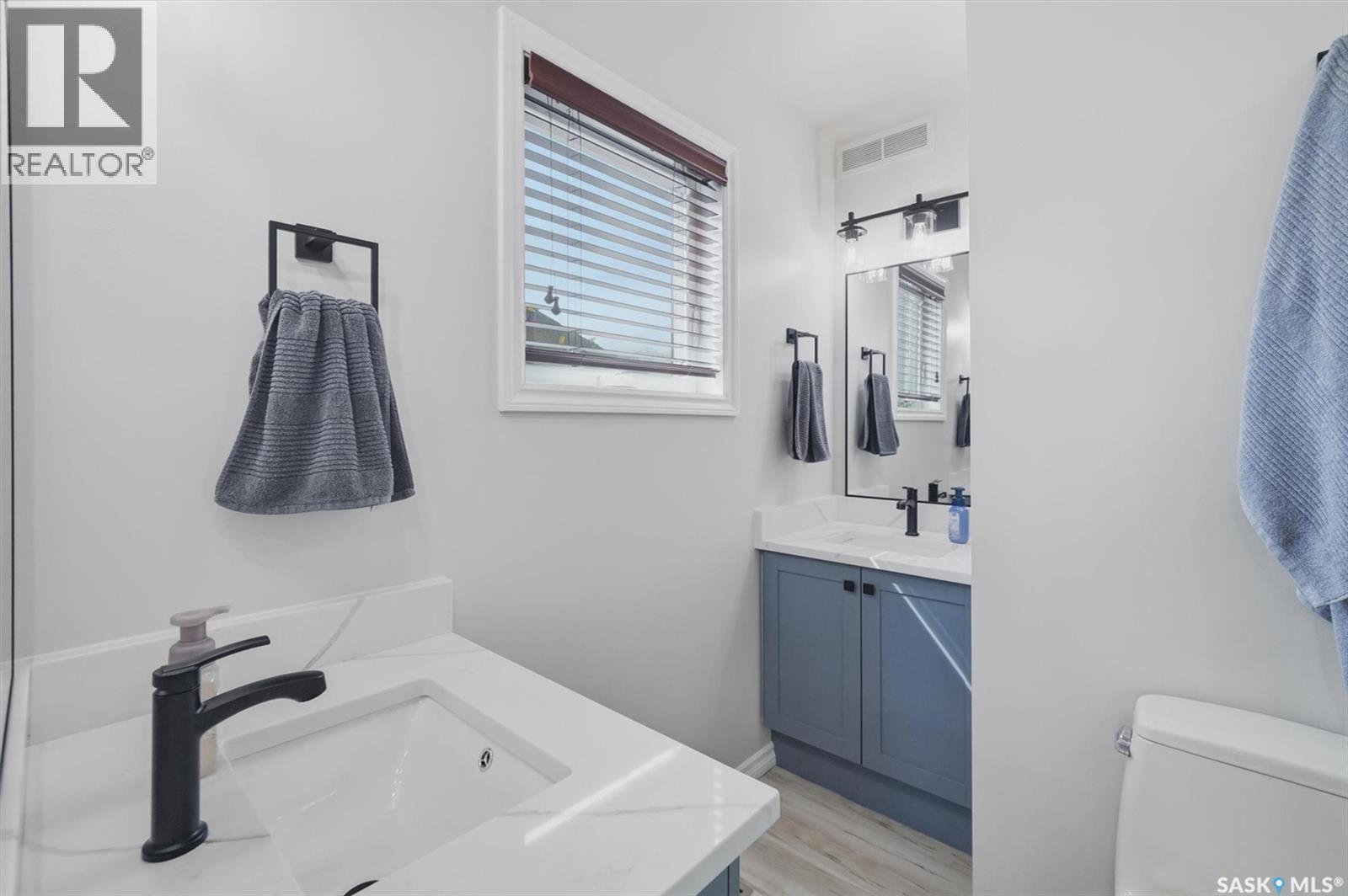 3402 Calder Crescent, Saskatoon, SK - Indoor Photo Showing Bathroom
