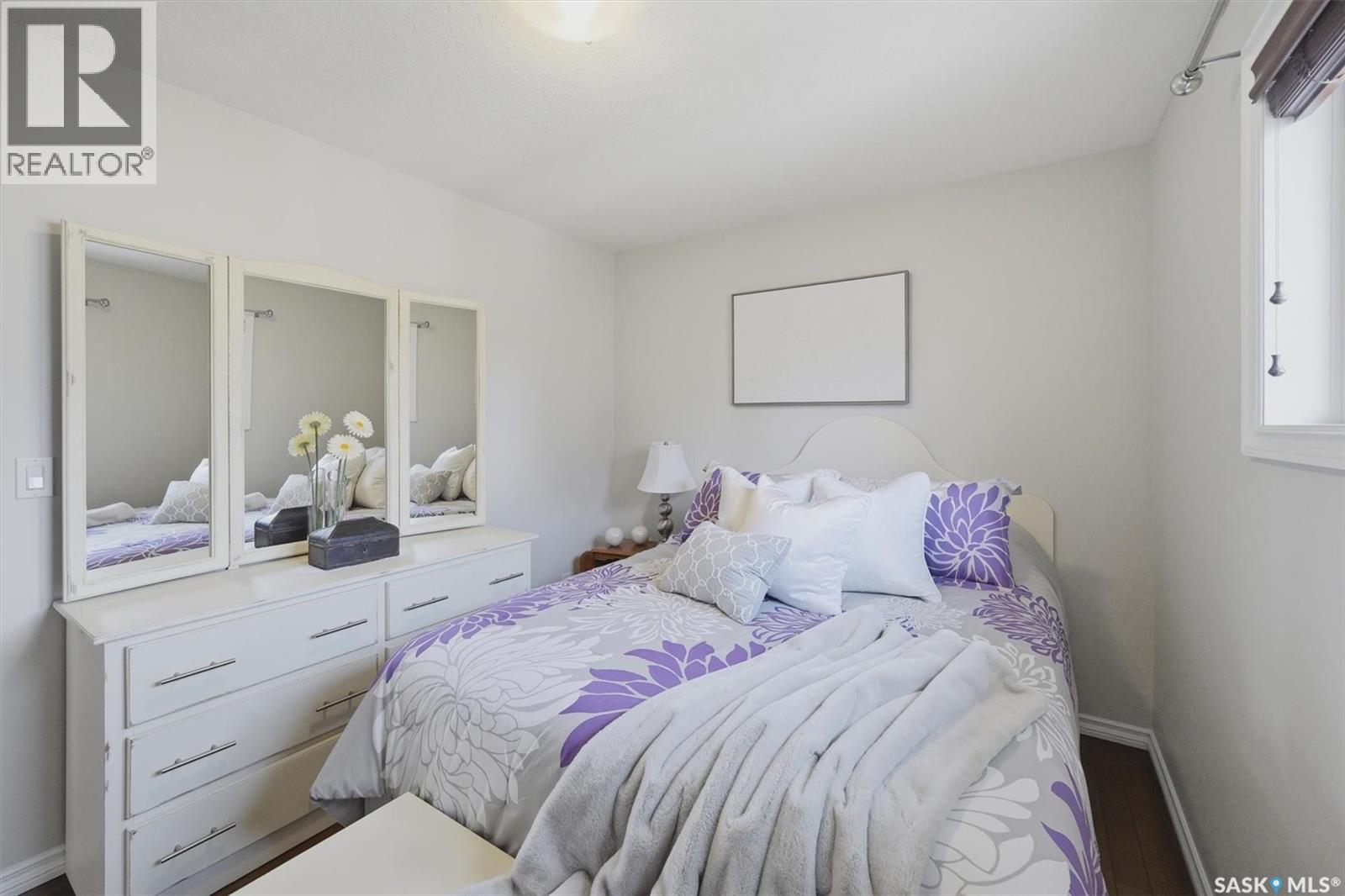 3402 Calder Crescent, Saskatoon, SK - Indoor Photo Showing Bedroom
