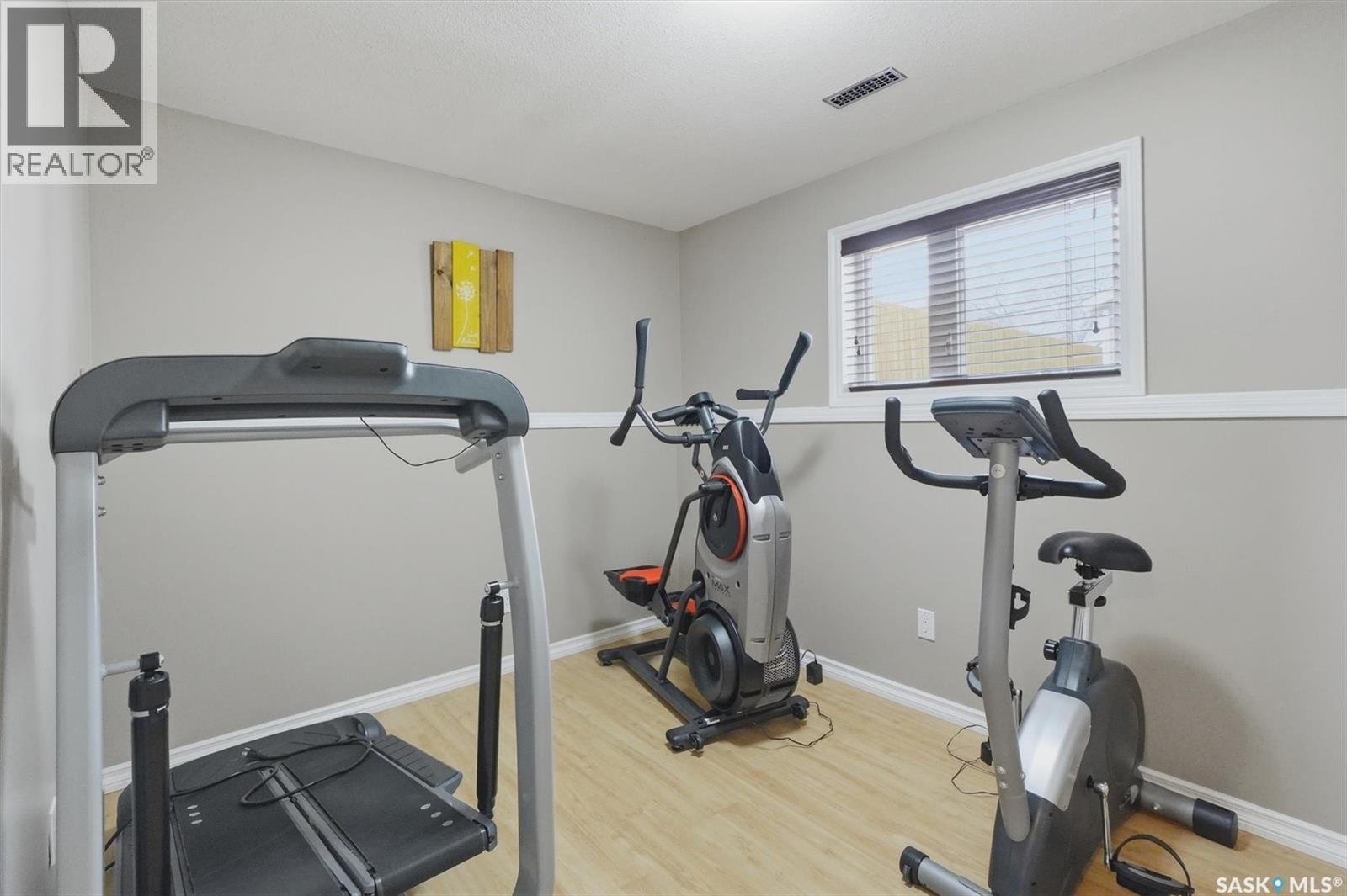 3402 Calder Crescent, Saskatoon, SK - Indoor Photo Showing Gym Room