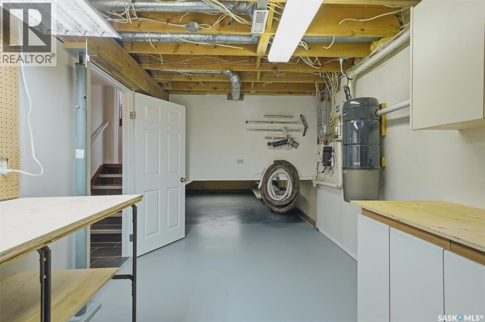 3402 Calder Crescent, Saskatoon, SK - Indoor