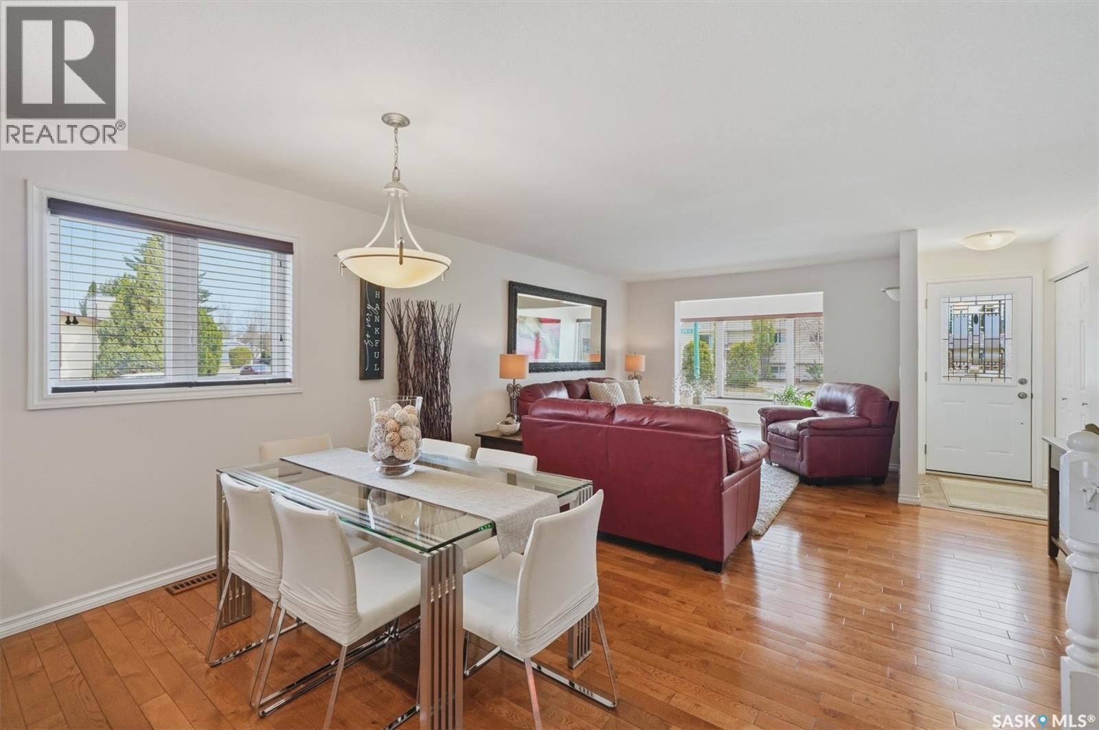 3402 Calder Crescent, Saskatoon, SK - Indoor