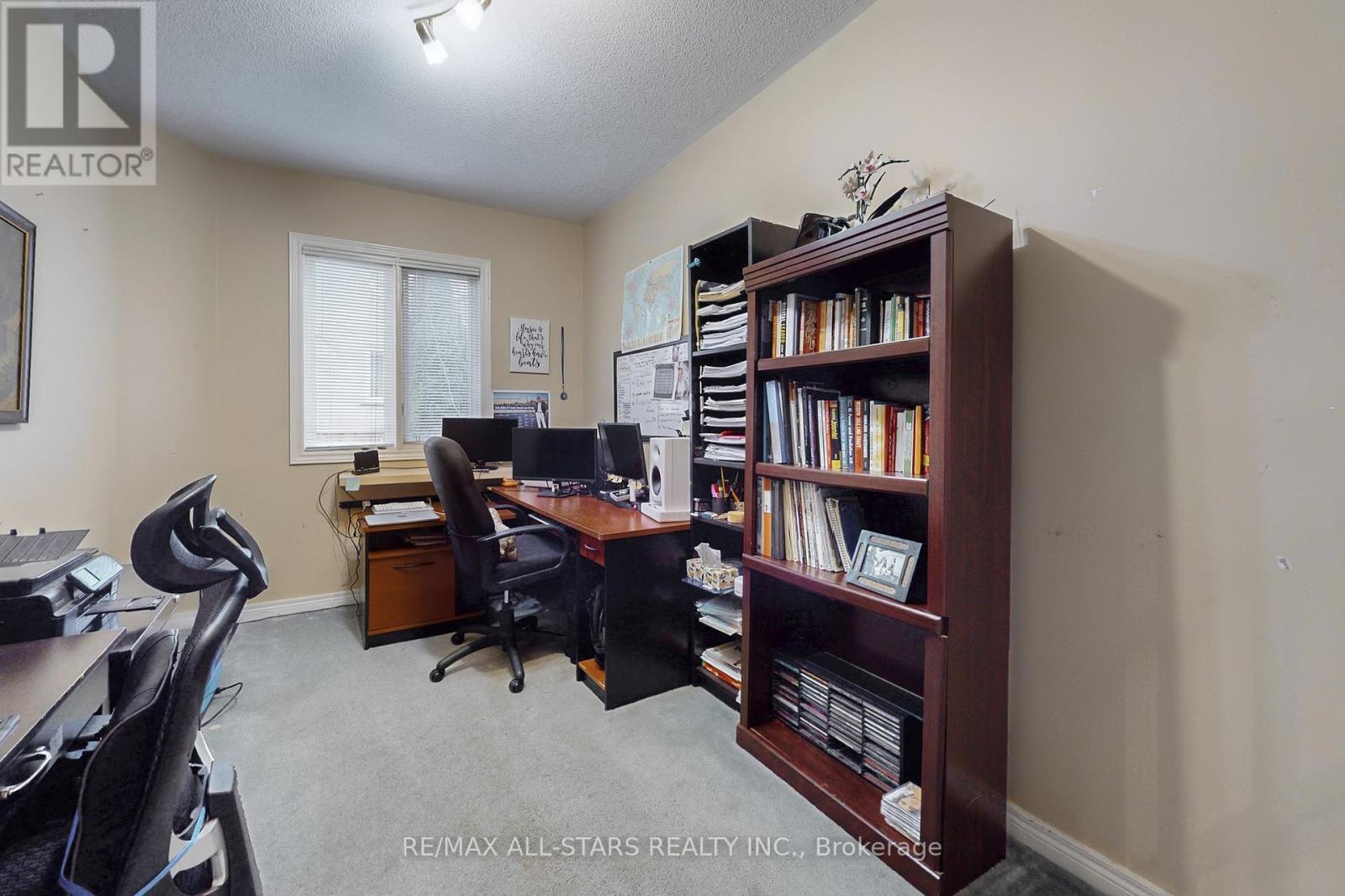 54 Bretton Circle, Markham, ON - Indoor Photo Showing Office