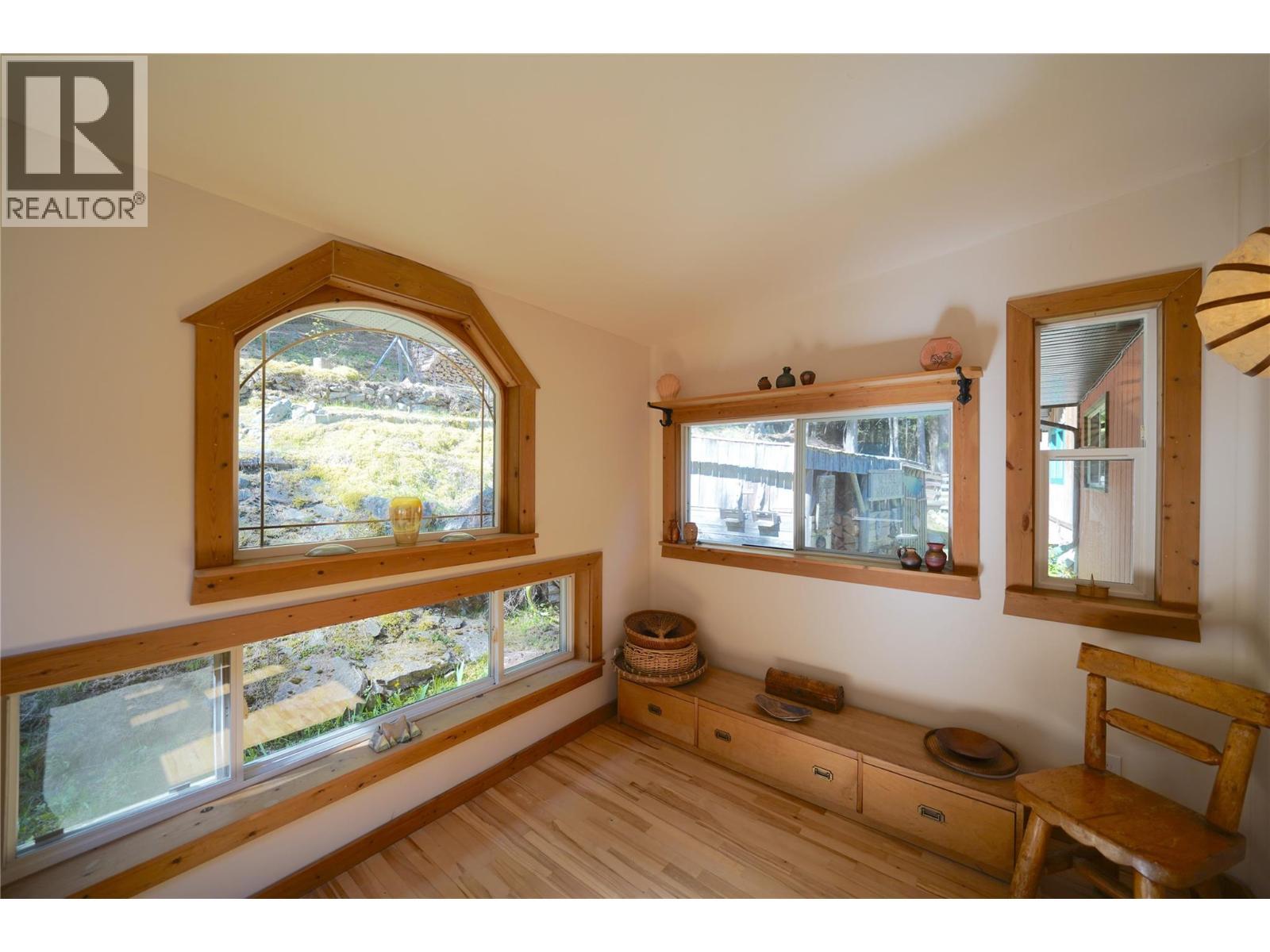 281 Iwanik Road, Procter, BC - Indoor Photo Showing Other Room